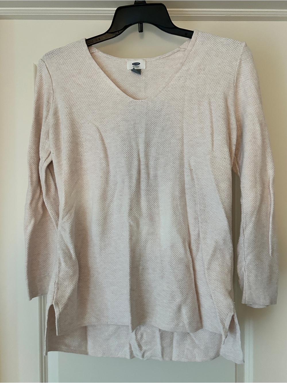 Cream V-Neck Knit Top